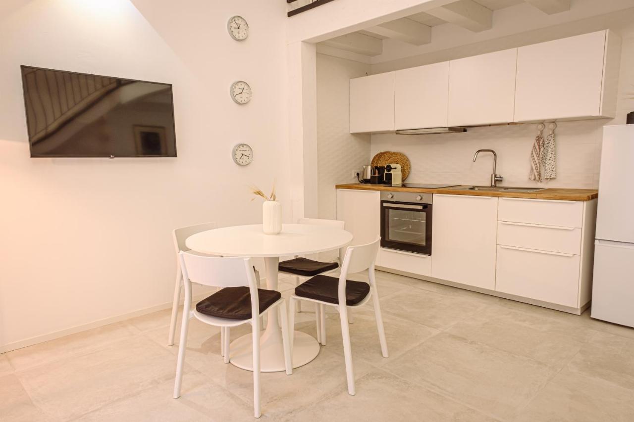Garruba 92 Apartments Bari Exterior photo